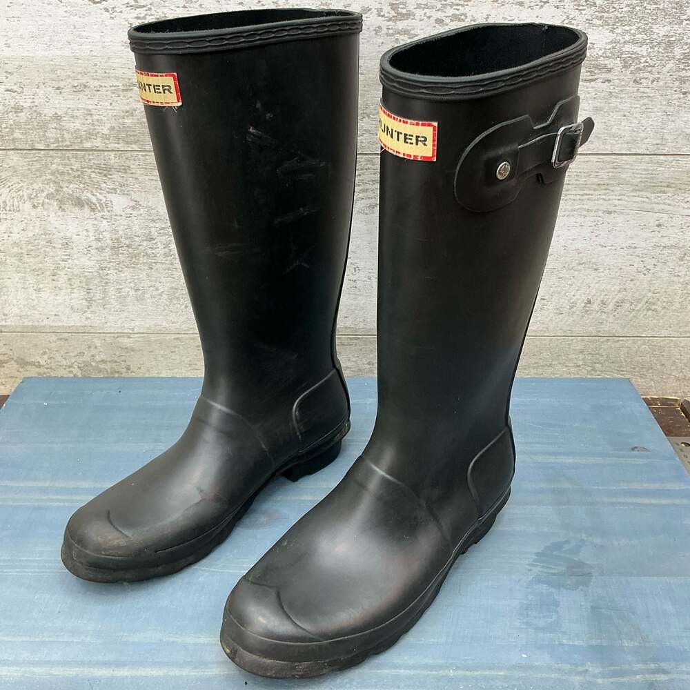 Hunter Original Tall Kids Waterproof Rubber Rain Boots, Black, Size US 5/6